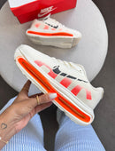 Nike Air Max Run Vomero (Branco e Laranja)