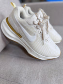 Nike Invincible Run – Off White / Látex