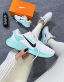 Nike Vomero 18 (Branco/Verde Água)