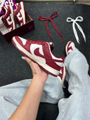 Nike SB Dunk Low Pro Branco e Vermelho