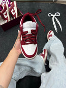 Nike SB Dunk Low Pro Branco e Vermelho